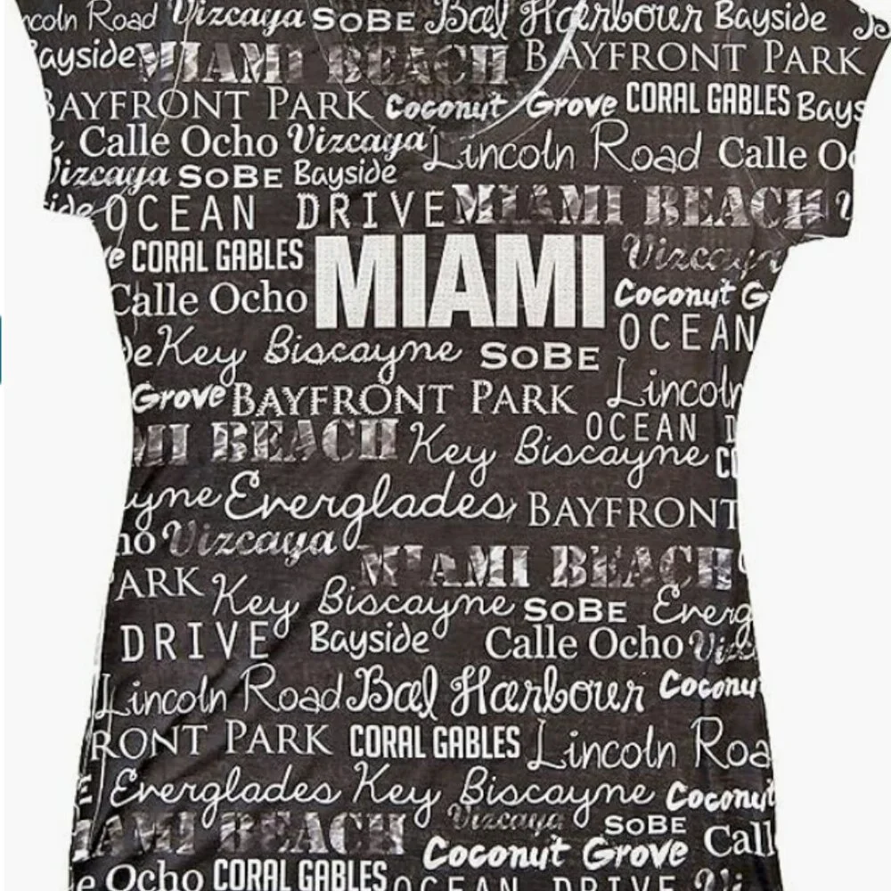 Miami V-Neck Black/White Logo Cute Fun Cities t-Shirt with Rhinestones Size XXL